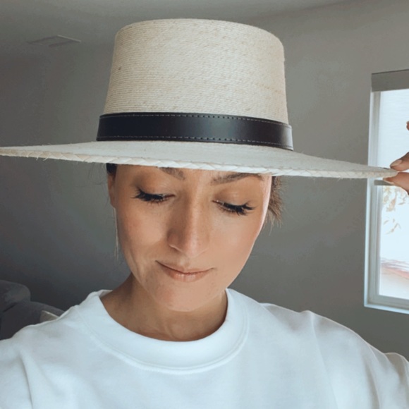 Leah Palma Wide Flat Brim cordobes Hat - Picture 10 of 11